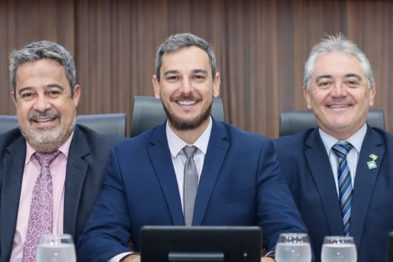 Imagem ilustrativa da matéria Vereadores Vanderson, Júnior e Emerson cobram férias a contratados, mais cadeiras de rodas e apoio ao atleta em Chapadão